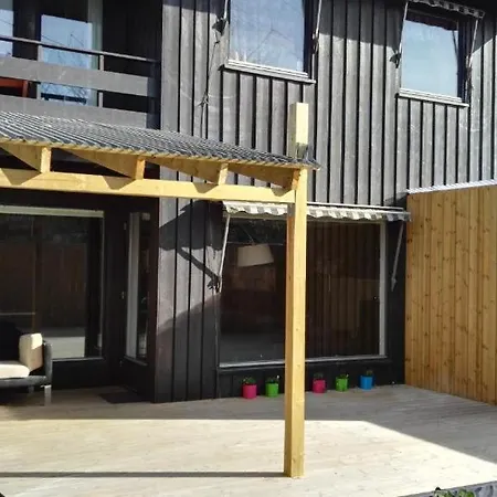 Full Privacy Townhome In With Wifi Appartement