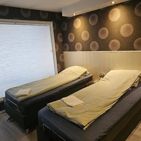 Full Privacy Townhome In With Wifi Appartement *