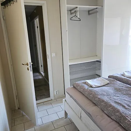 Full Privacy Townhome In With Wifi Oslo