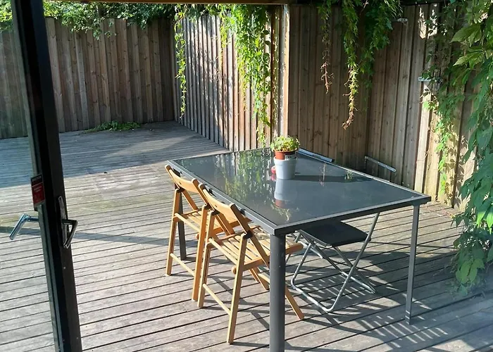 Full Privacy Townhome In With Wifi * Oslo