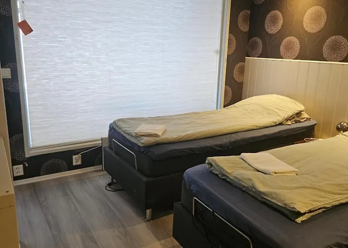 Full Privacy Townhome In With Wifi * Oslo