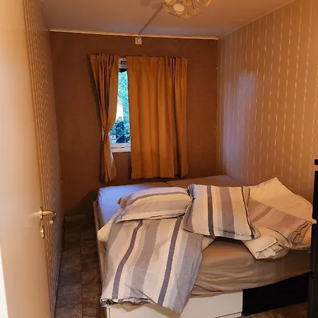Full Privacy Townhome In With Wifi Appartement *